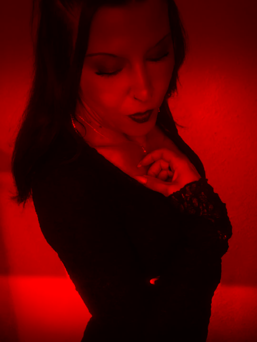 @🔥𝑳𝒊𝒕𝒕𝒍𝒆𝑪𝒓𝒂𝒛𝒚🔥