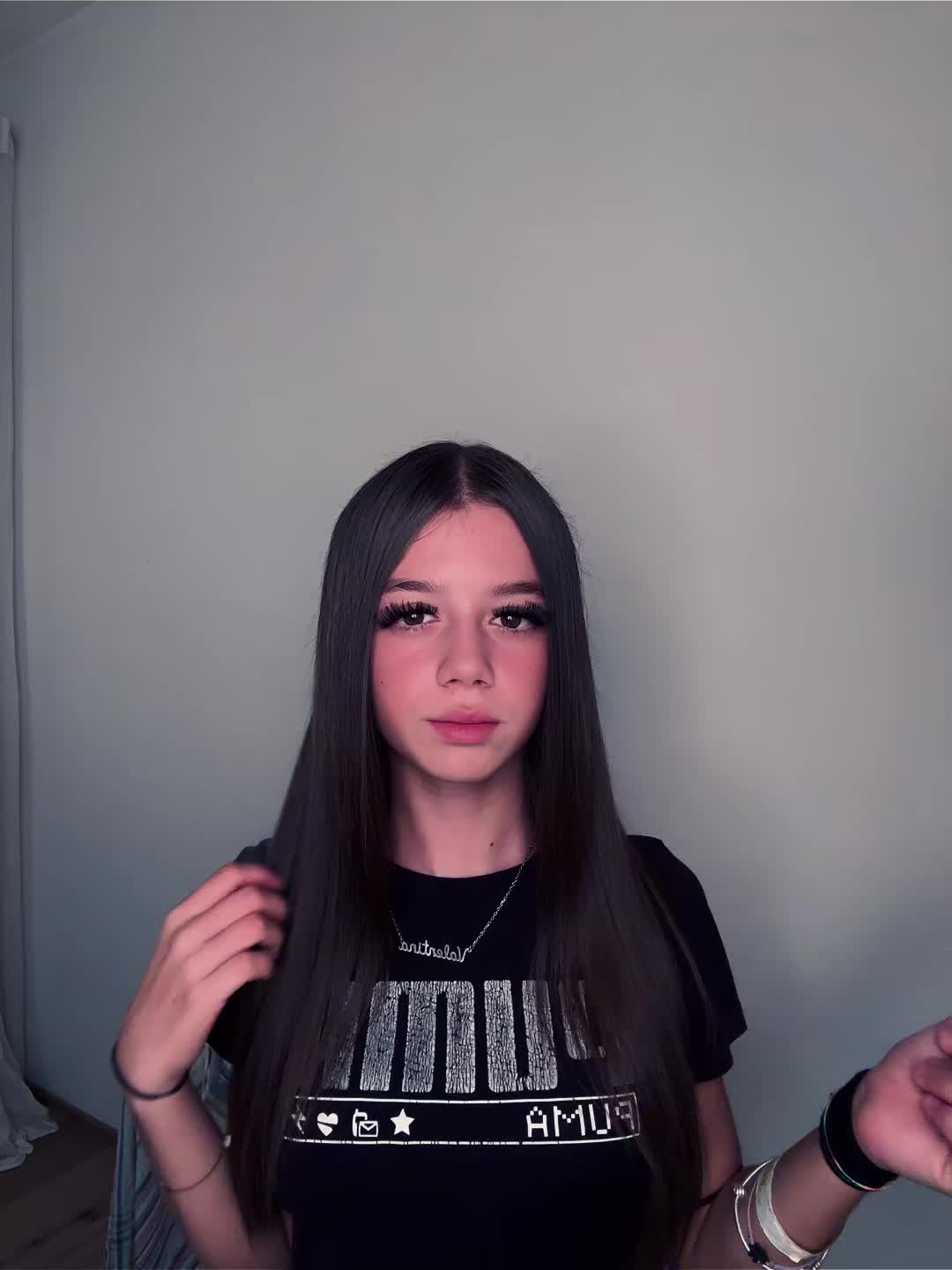 @𝓥𝓪𝓵𝓮𝓷𝓽𝓲𝓷𝓪