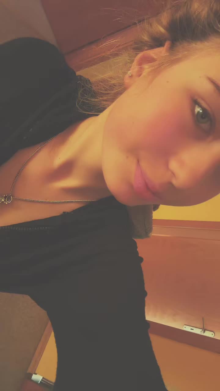 @lauravibe.xo