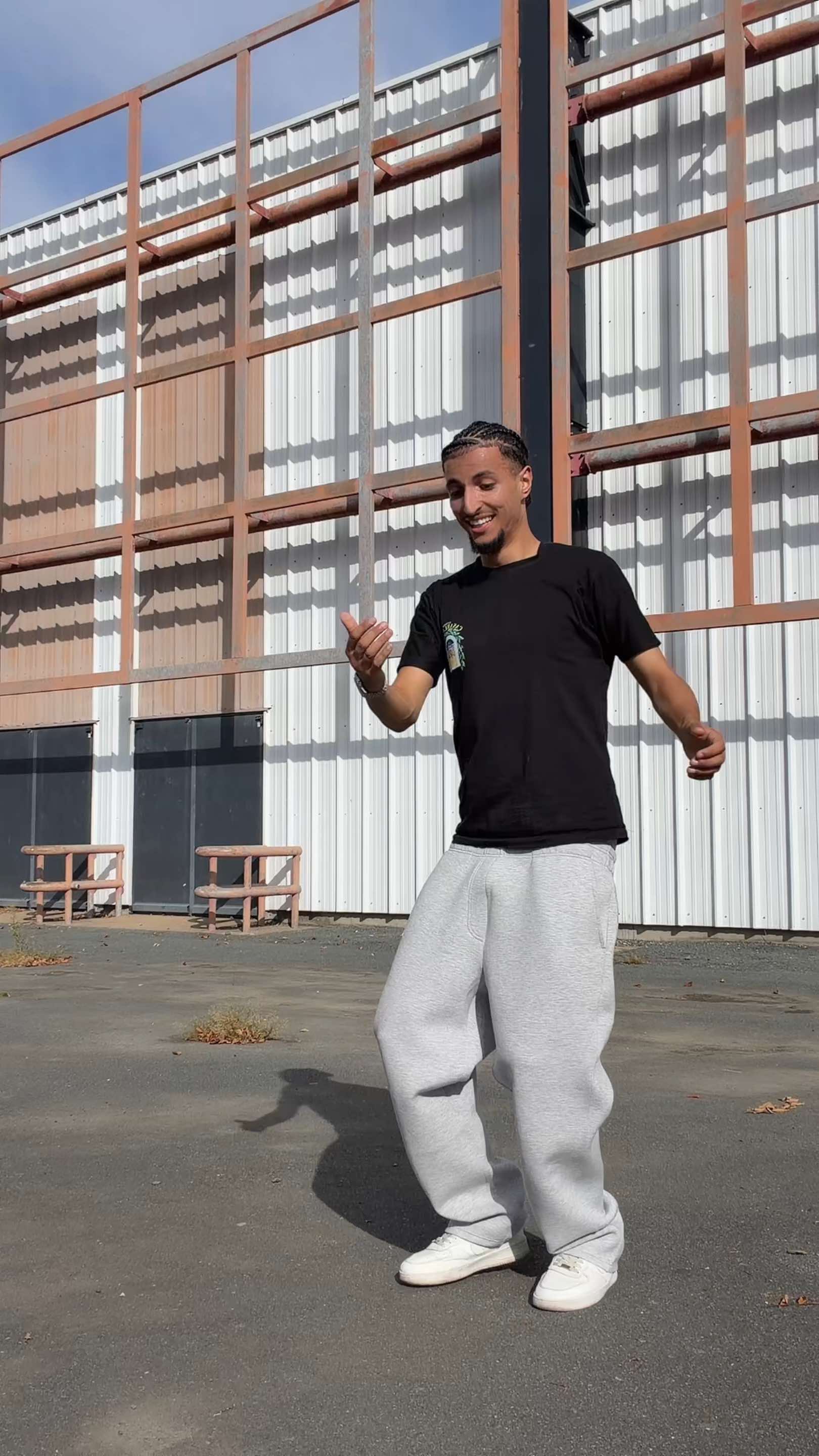 @momochbl