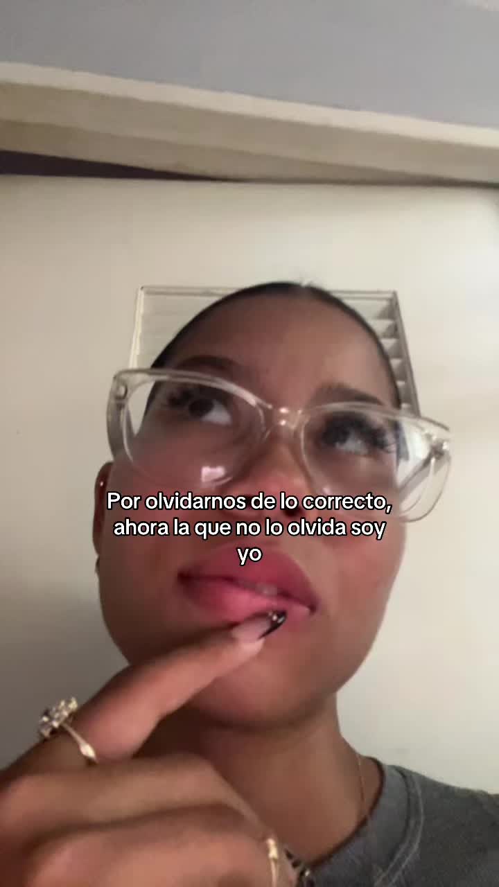 @Kely🇨🇺