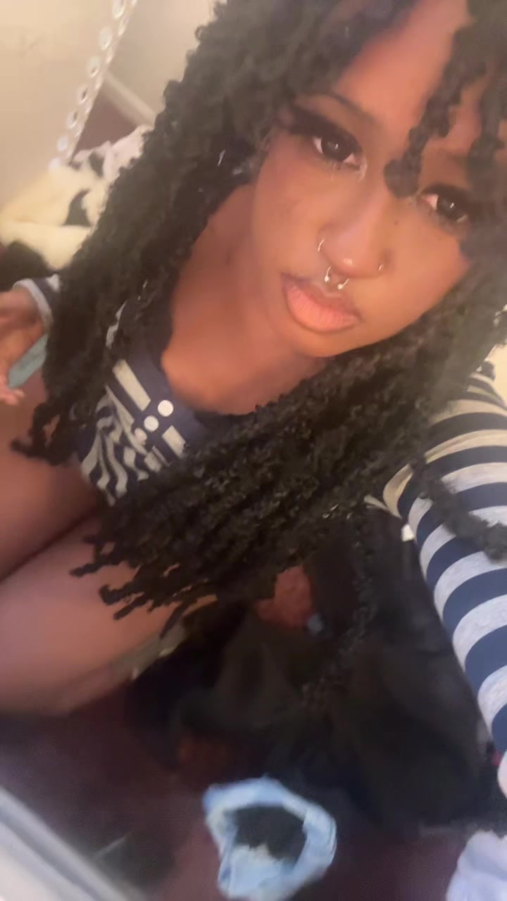 @🧁VivianVanilla🦄