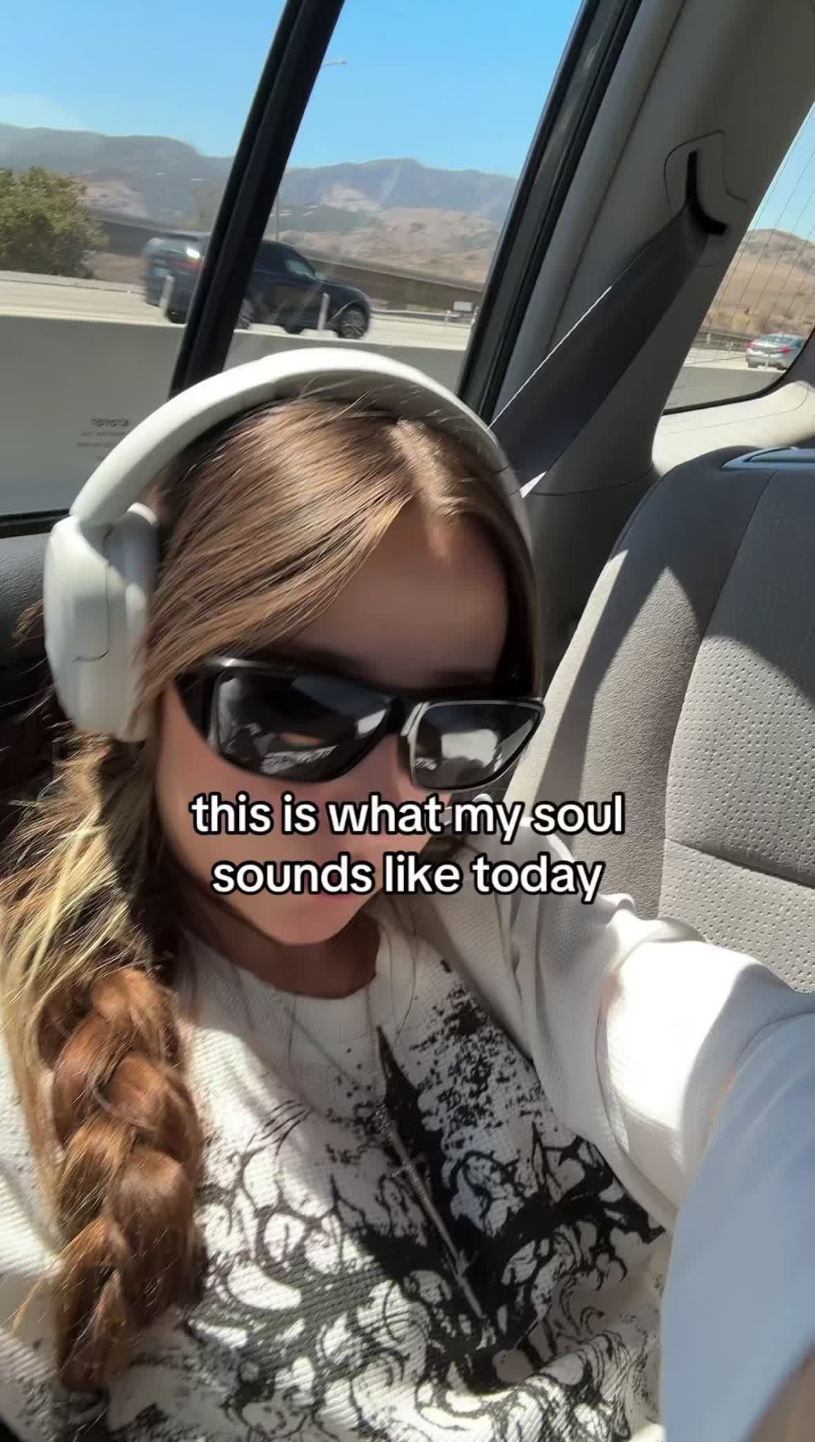 @phoebe