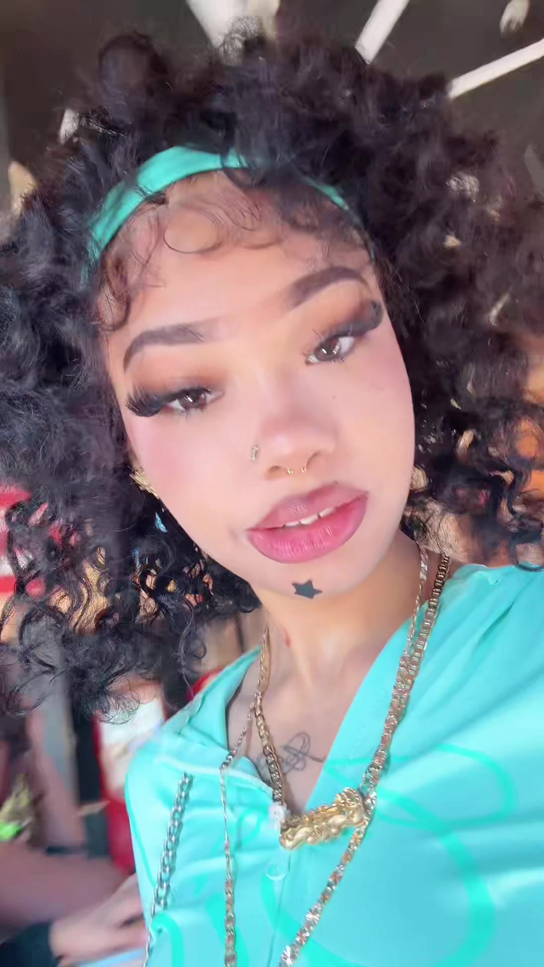 @shaniya❤︎
