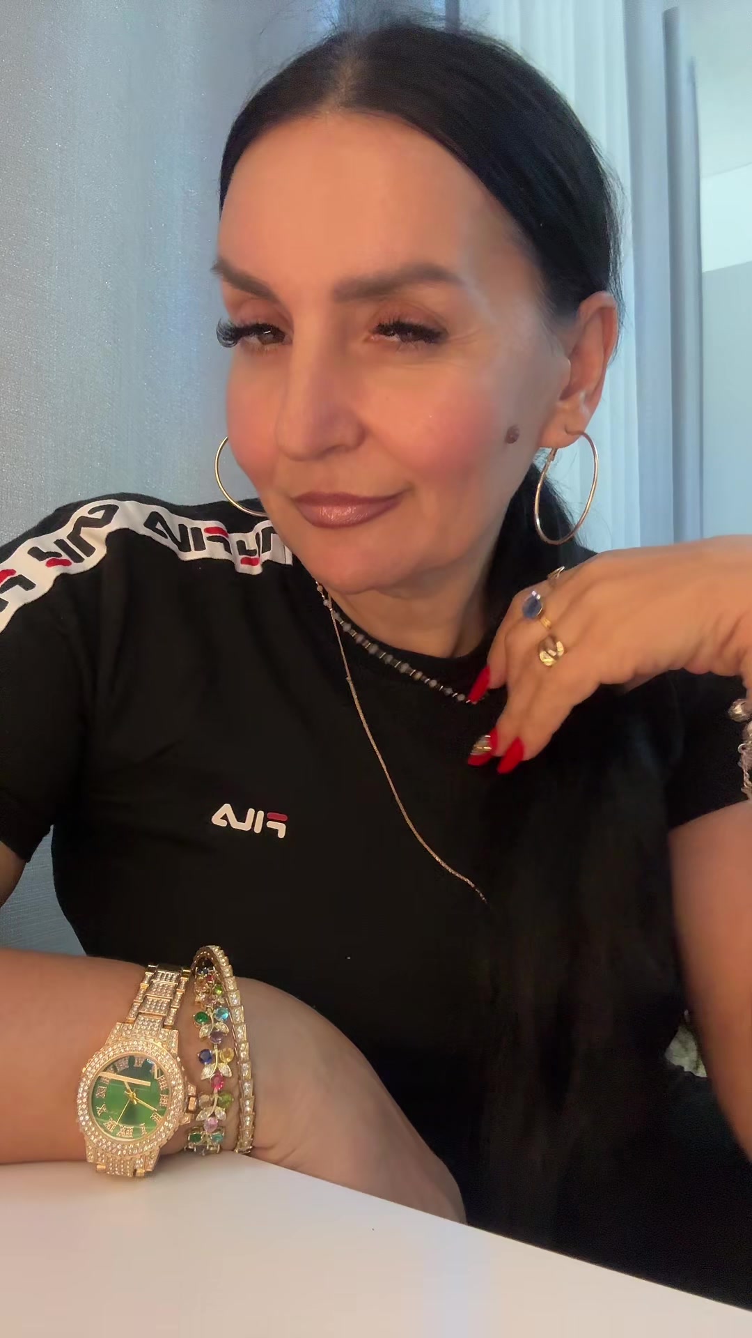 @Veronica