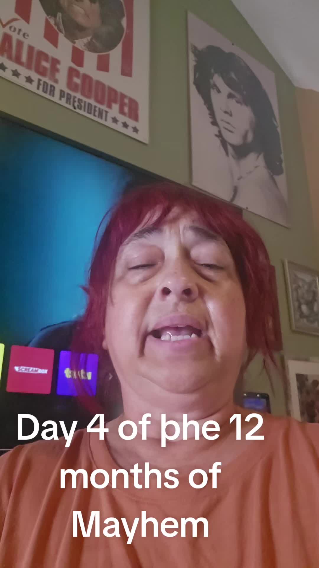 @HorrorQueenGirl