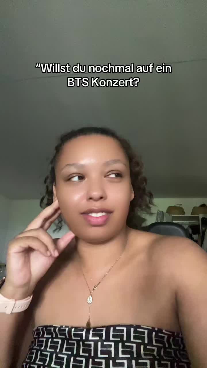 @Moniquee