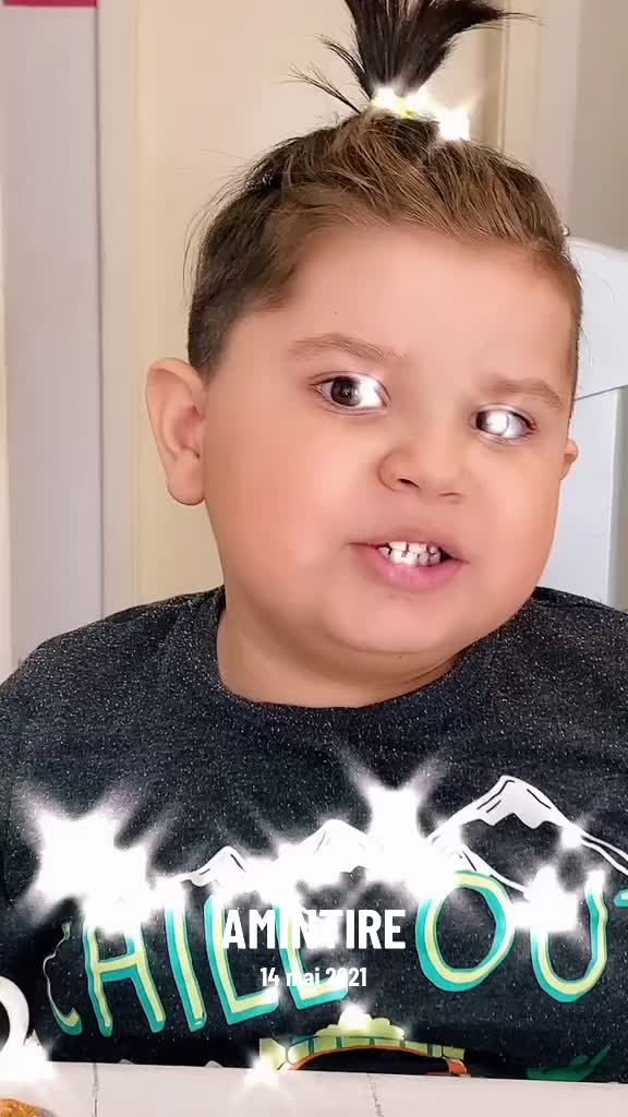 @𝓐𝓷𝓭𝓻𝓮𝓮𝓪♡