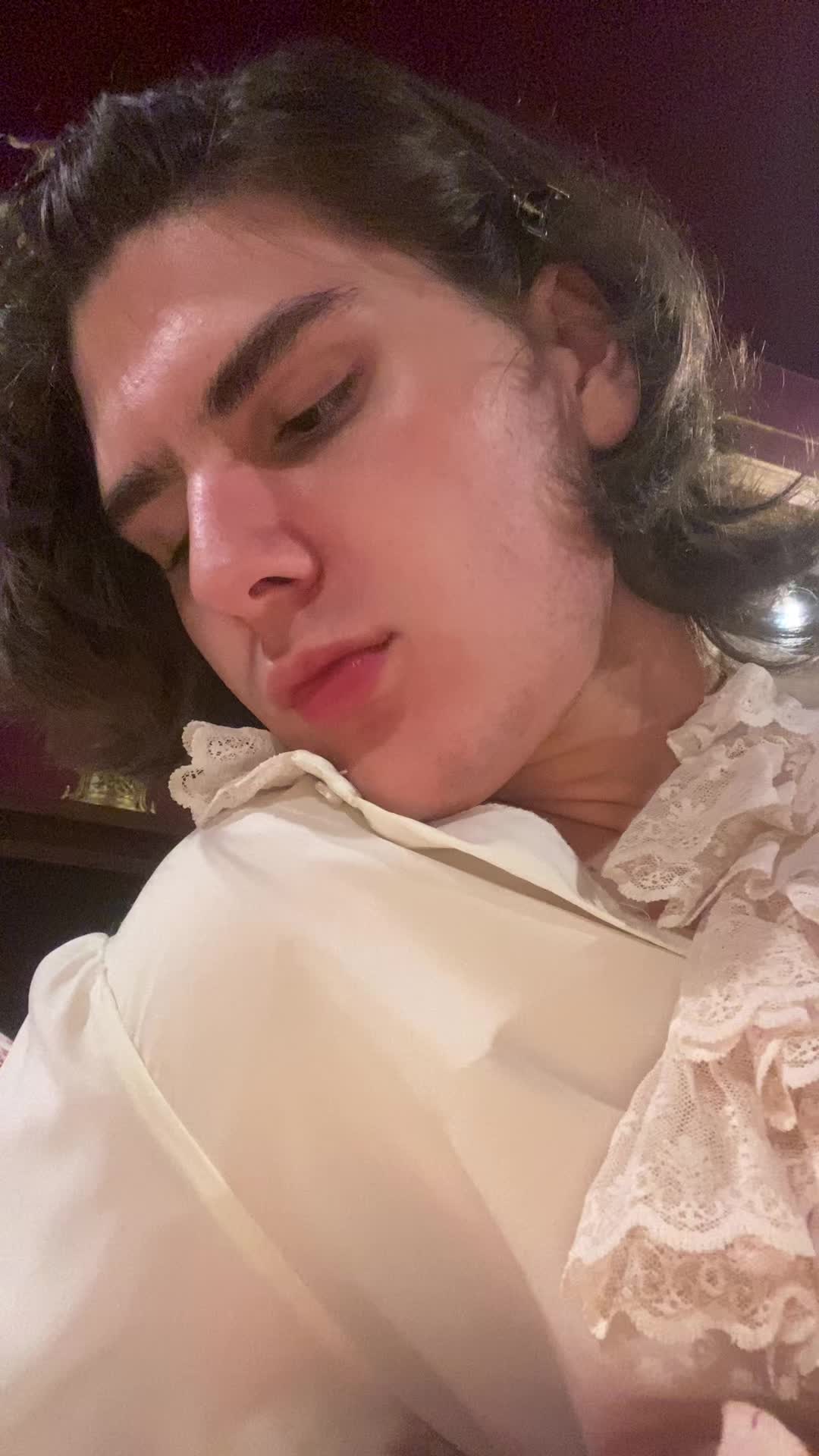 @hennesseynickelson