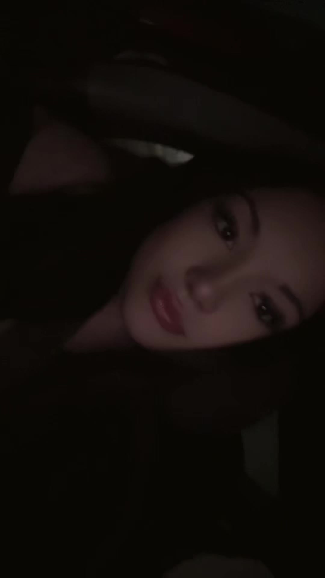 @𝖕𝖗𝖊𝖘𝖑𝖎𝖊