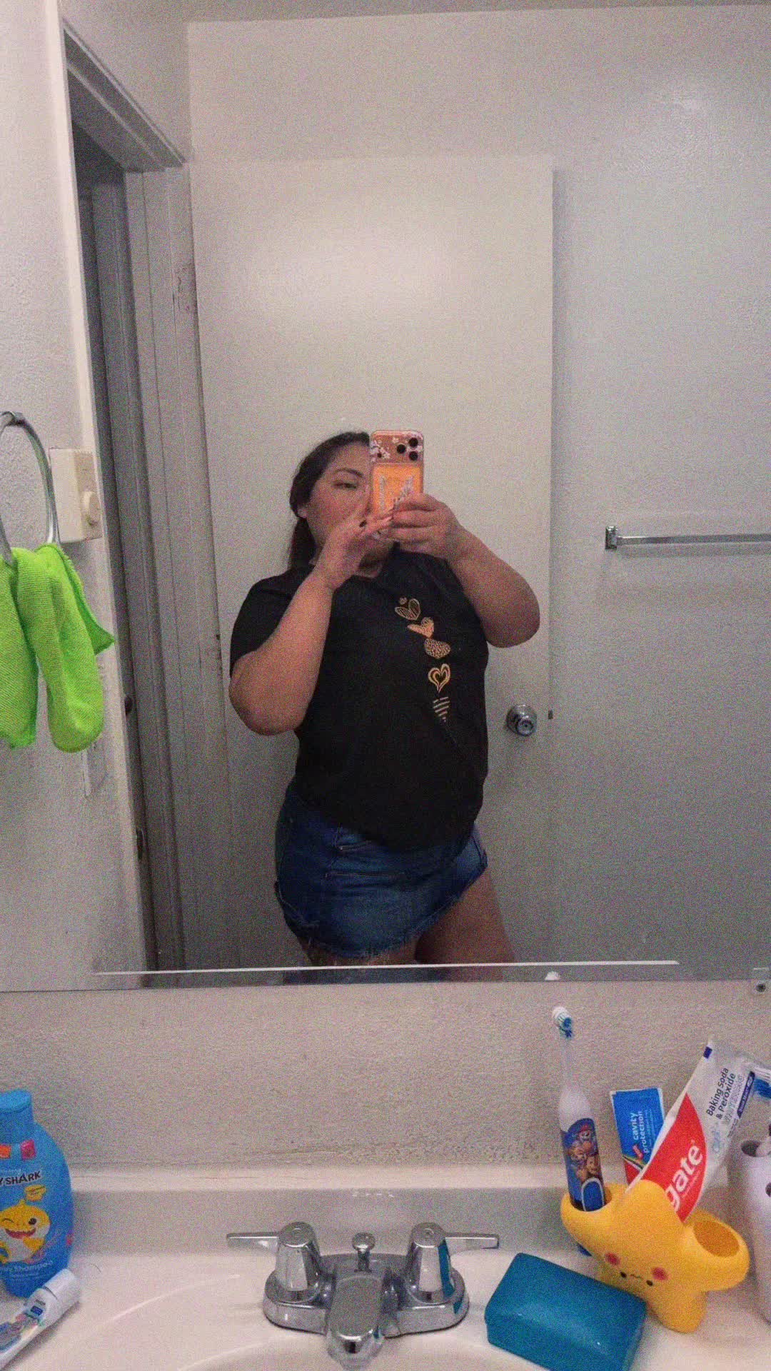 @🖤