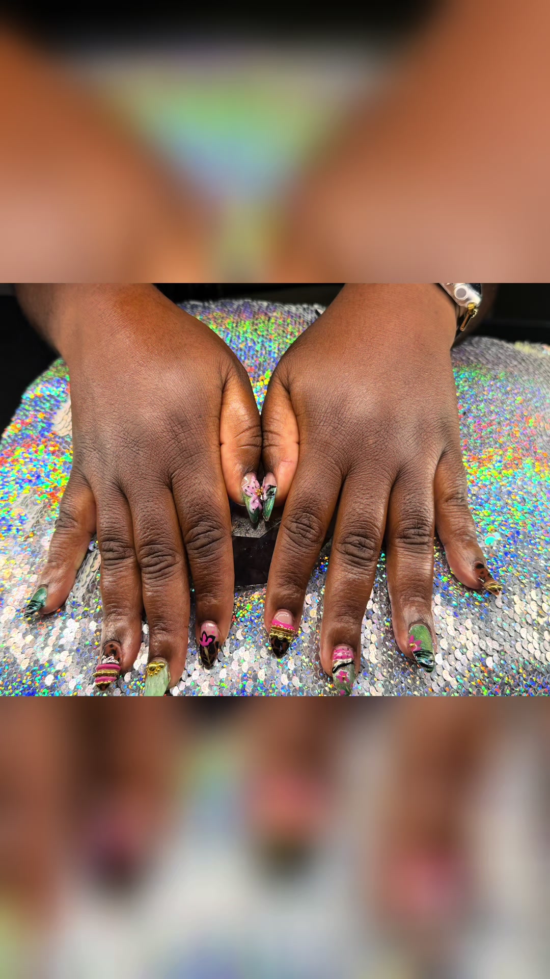 @PrettyPlushNails