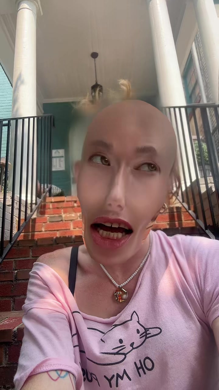 @fefe 🫰🏼