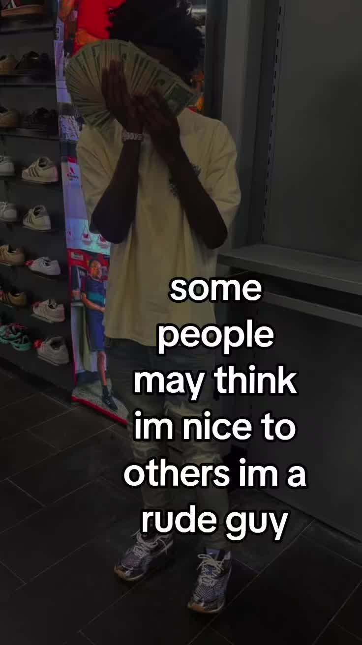 @￴