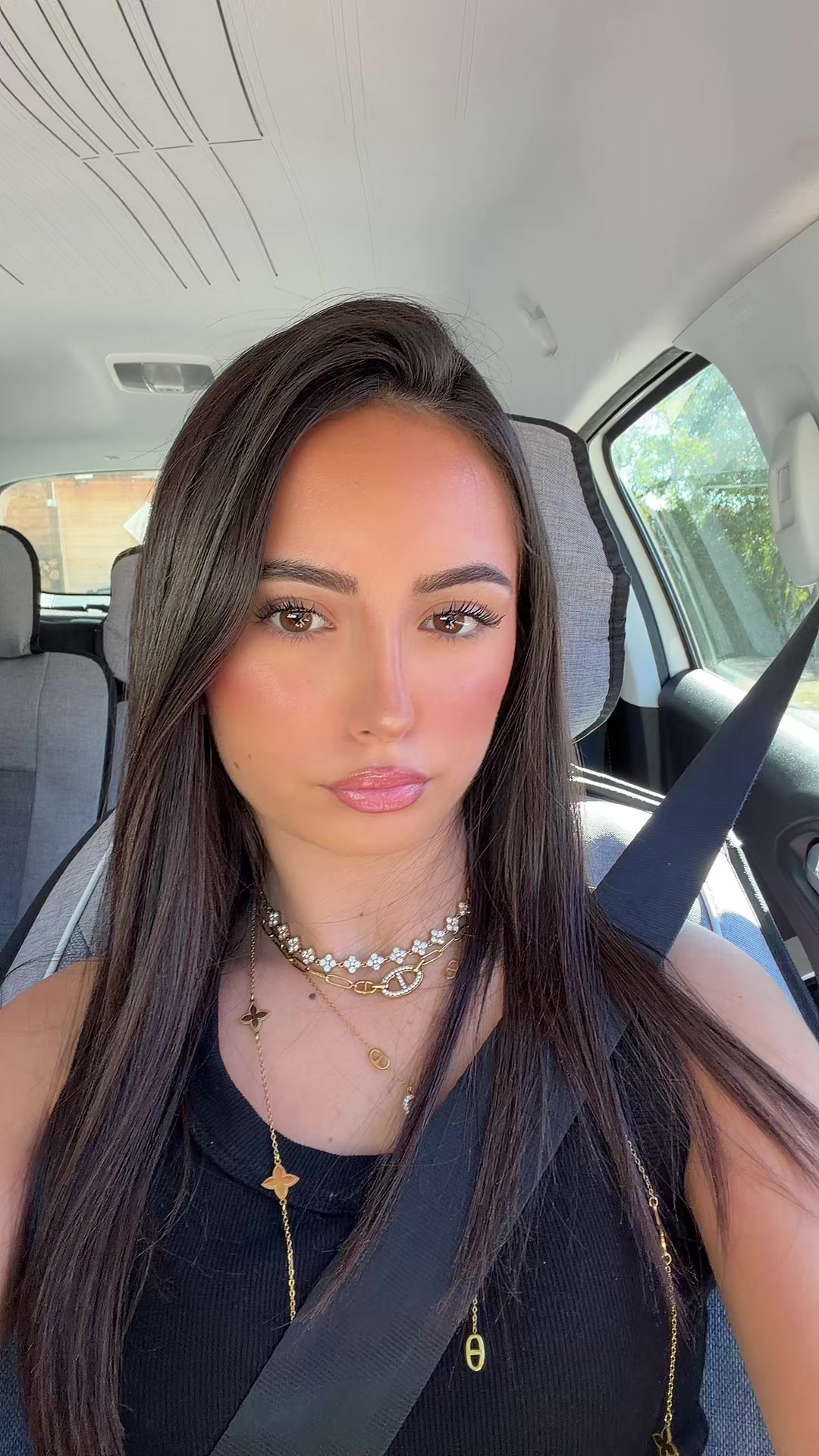 @𝒁𝑶𝑬́