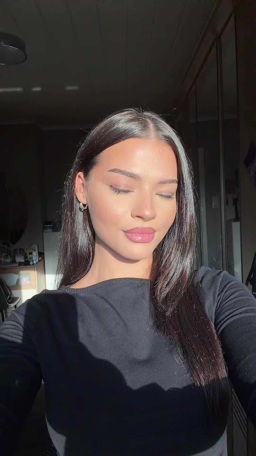 @e