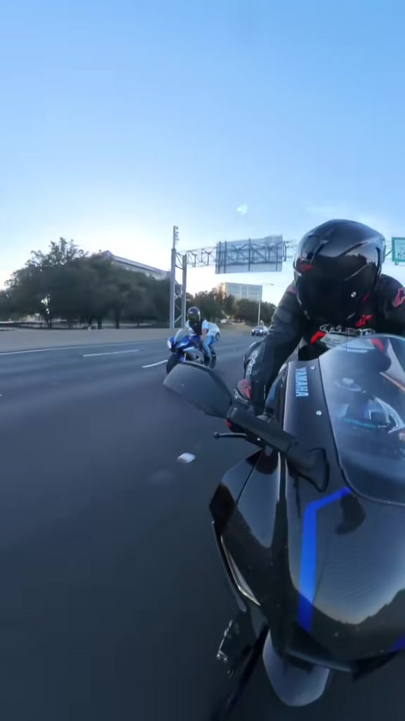 @MotoBros