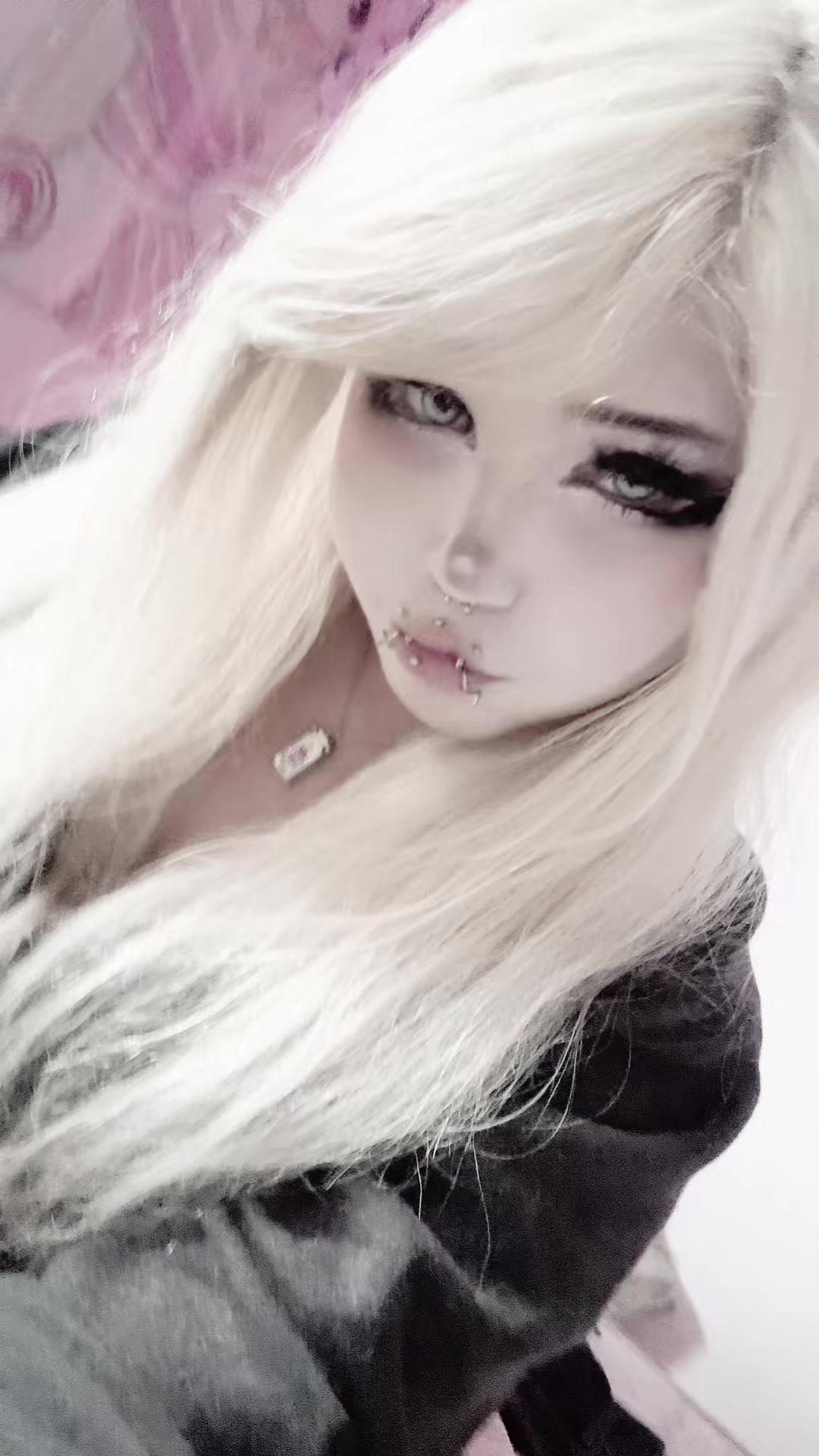 @Layla♡&acute;･ᴗ･`♡