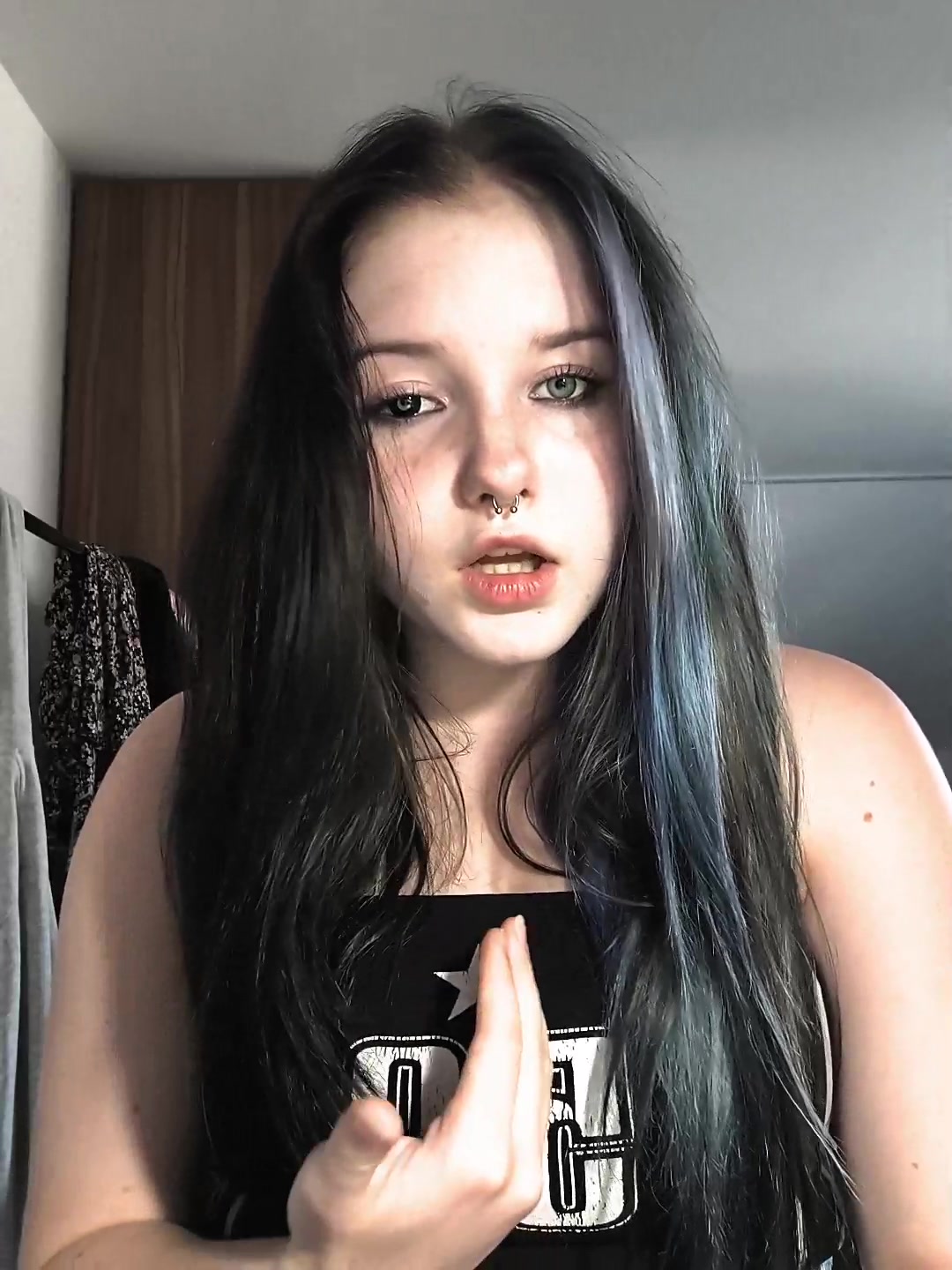 @Angelixx👽
