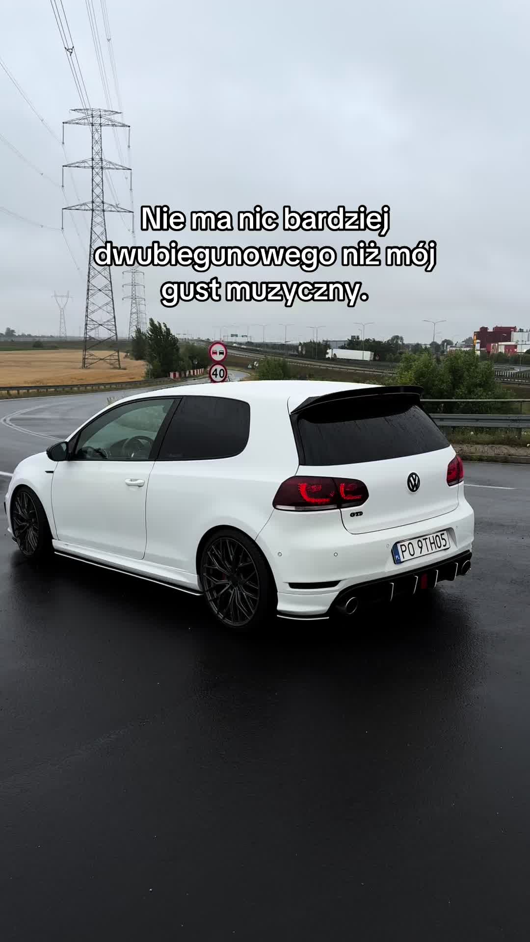 @Kondziu_gtded35