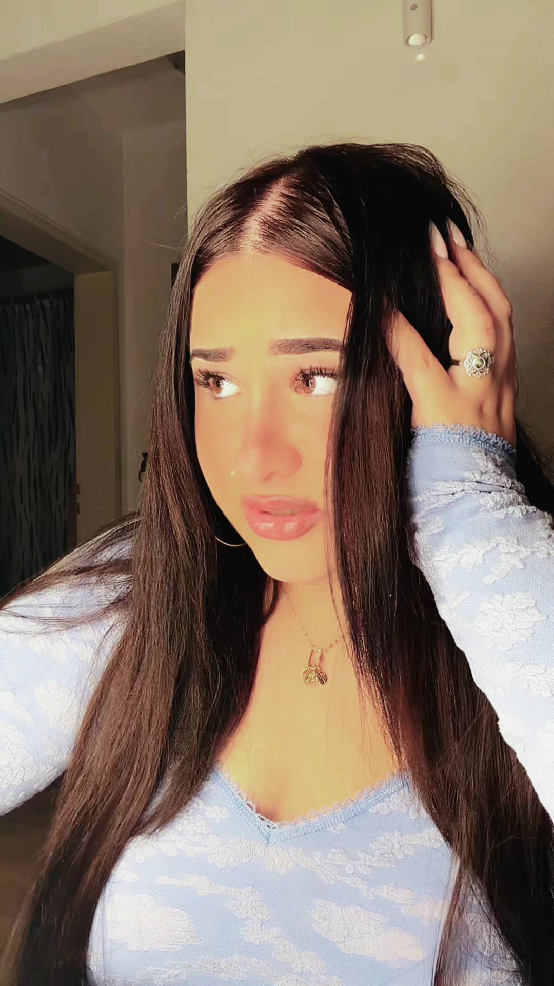 @itsnaaava