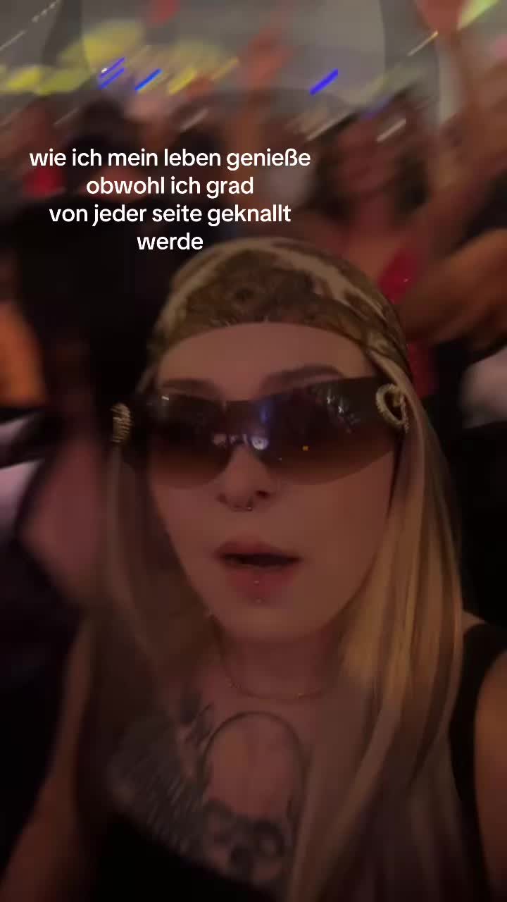 @Jesss