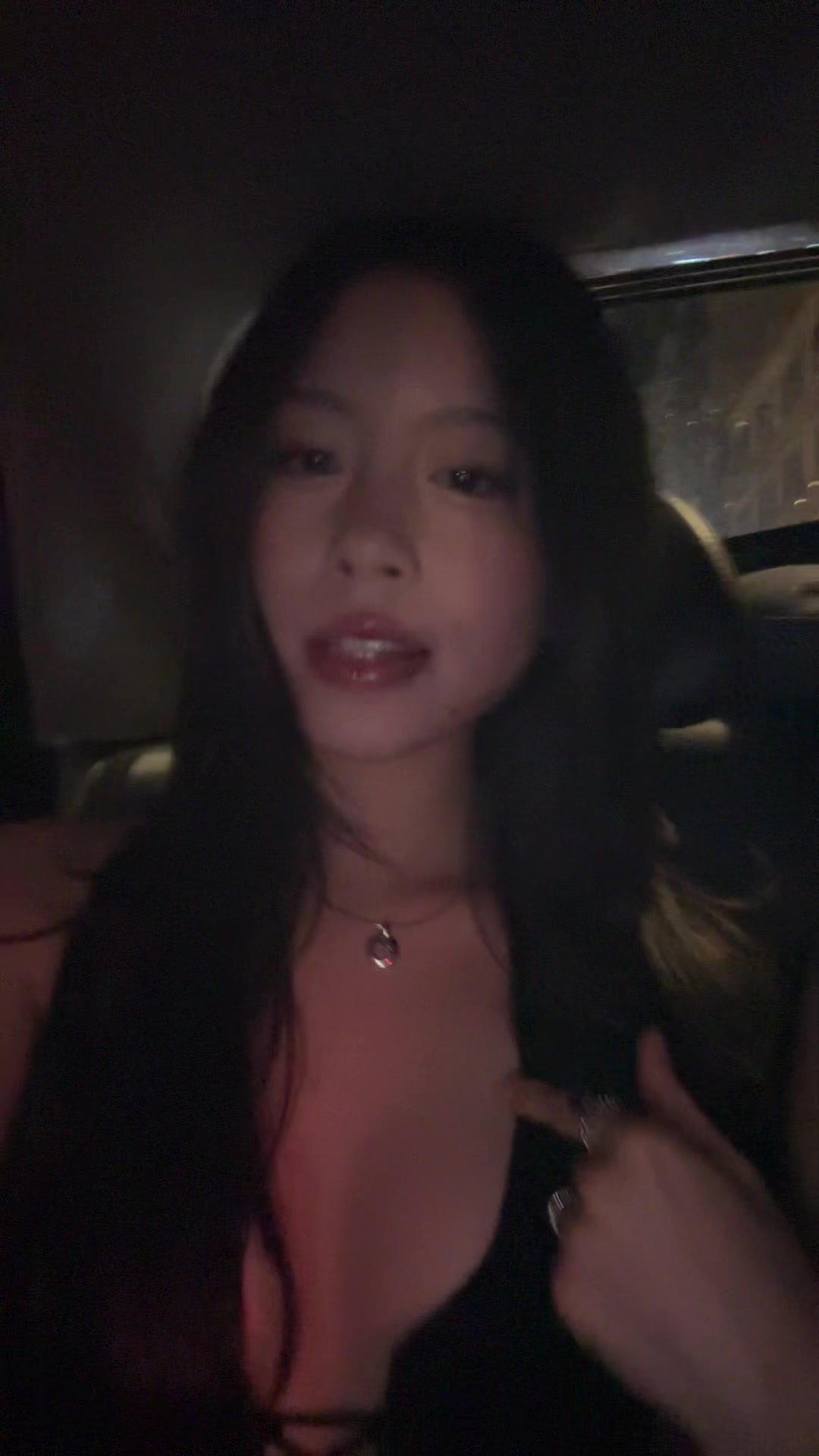 @victoria ♡