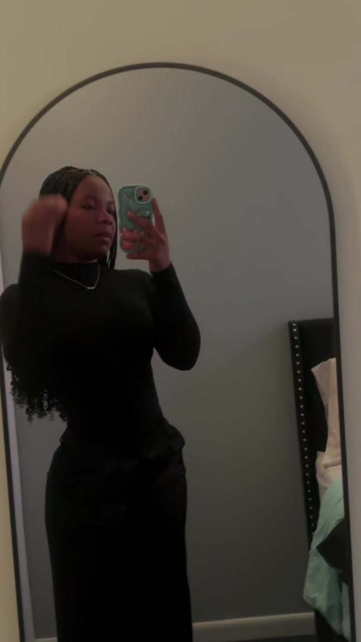 @QueenB