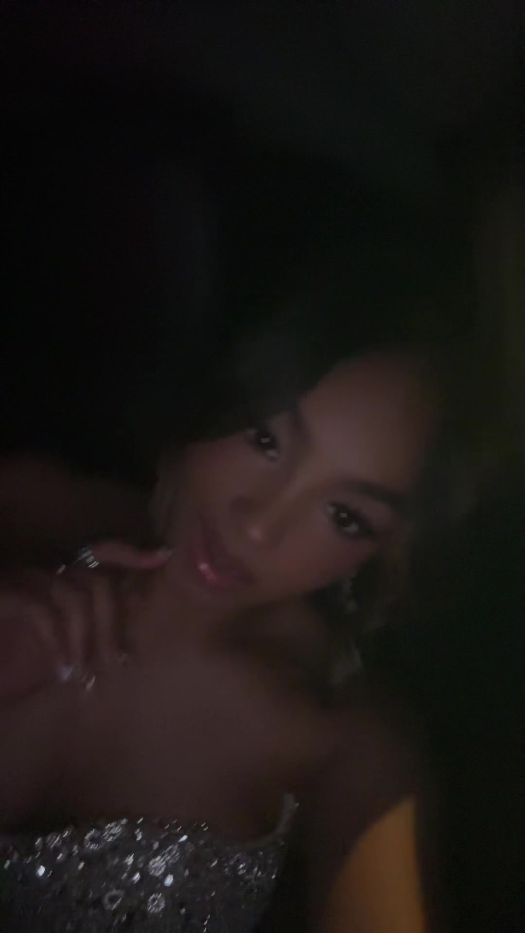 @mj