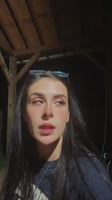 @Mik✨