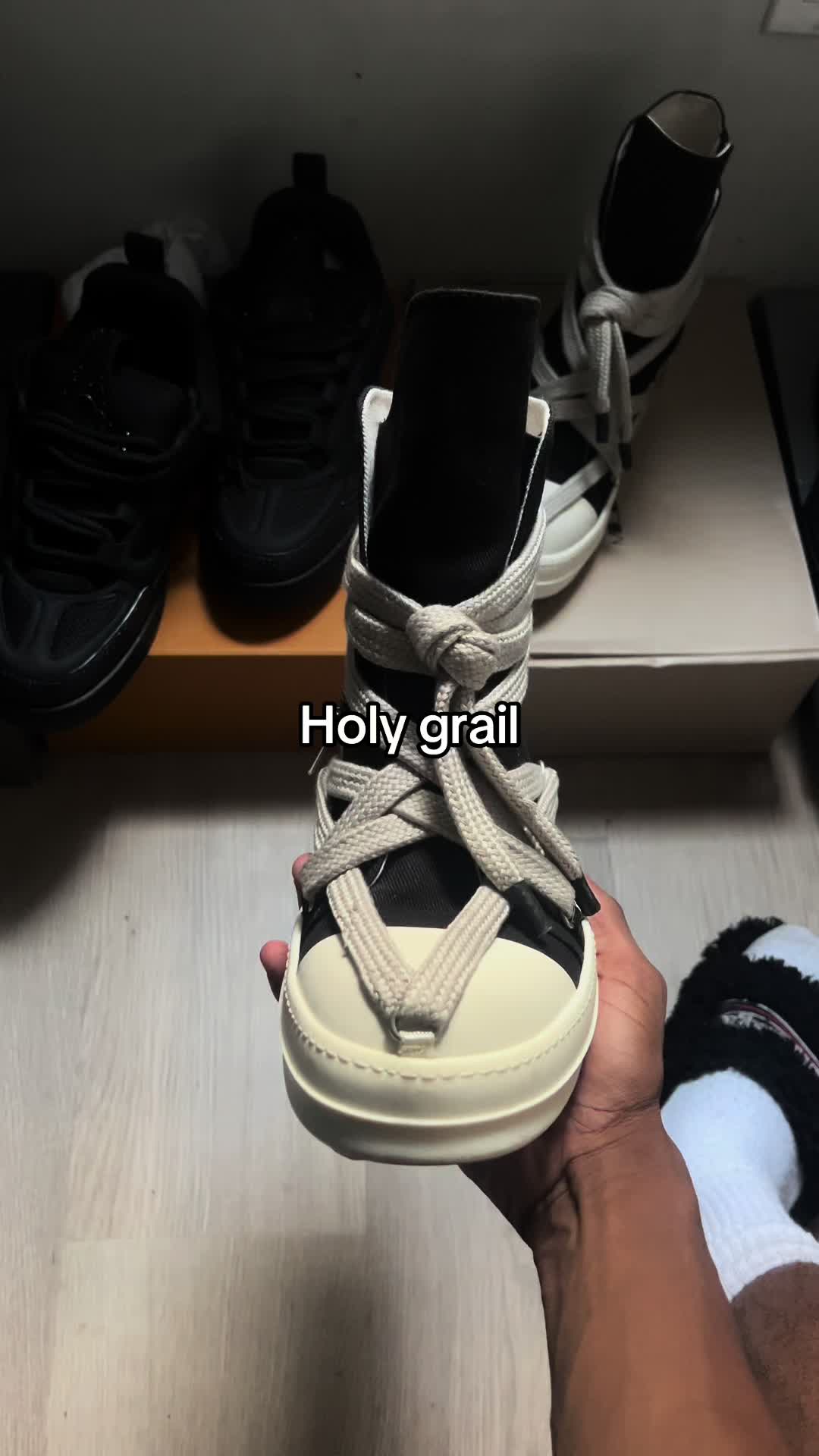 @️