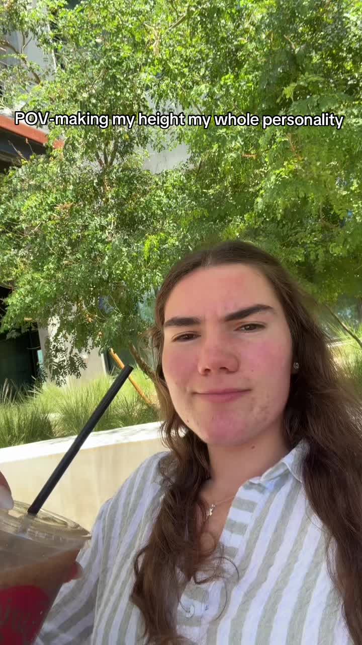 @tallgirlec