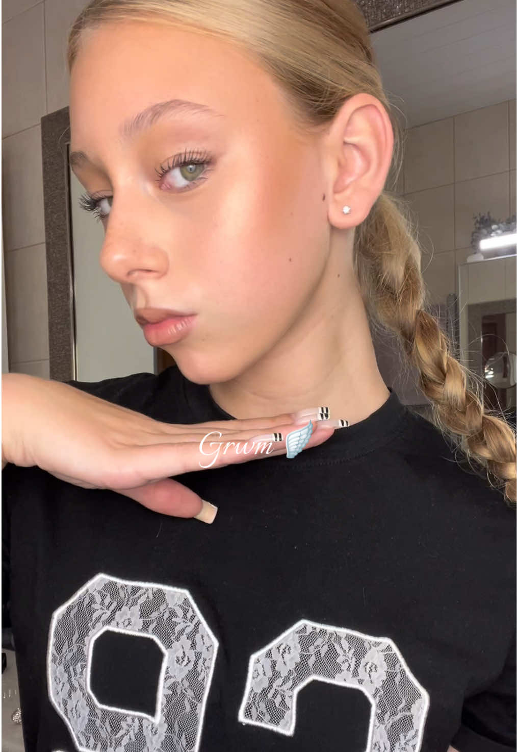 @Элечка👼🏽