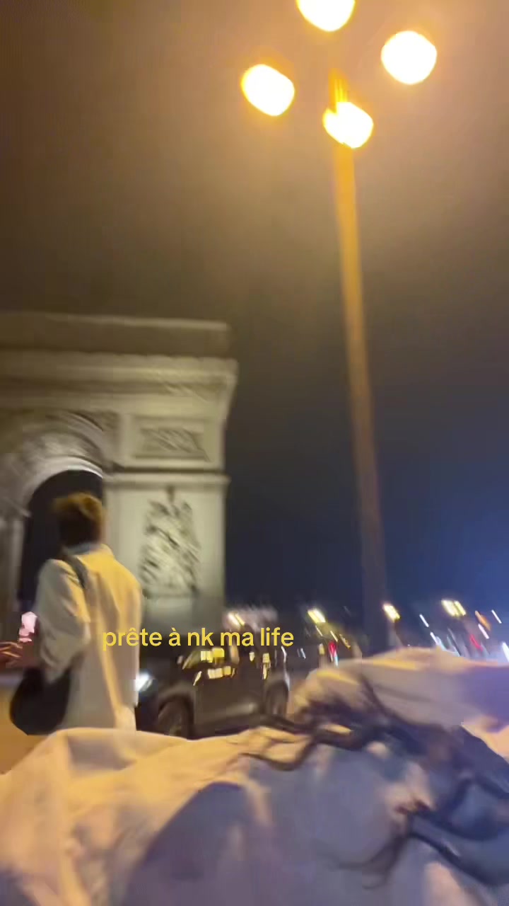 @Riri🍒