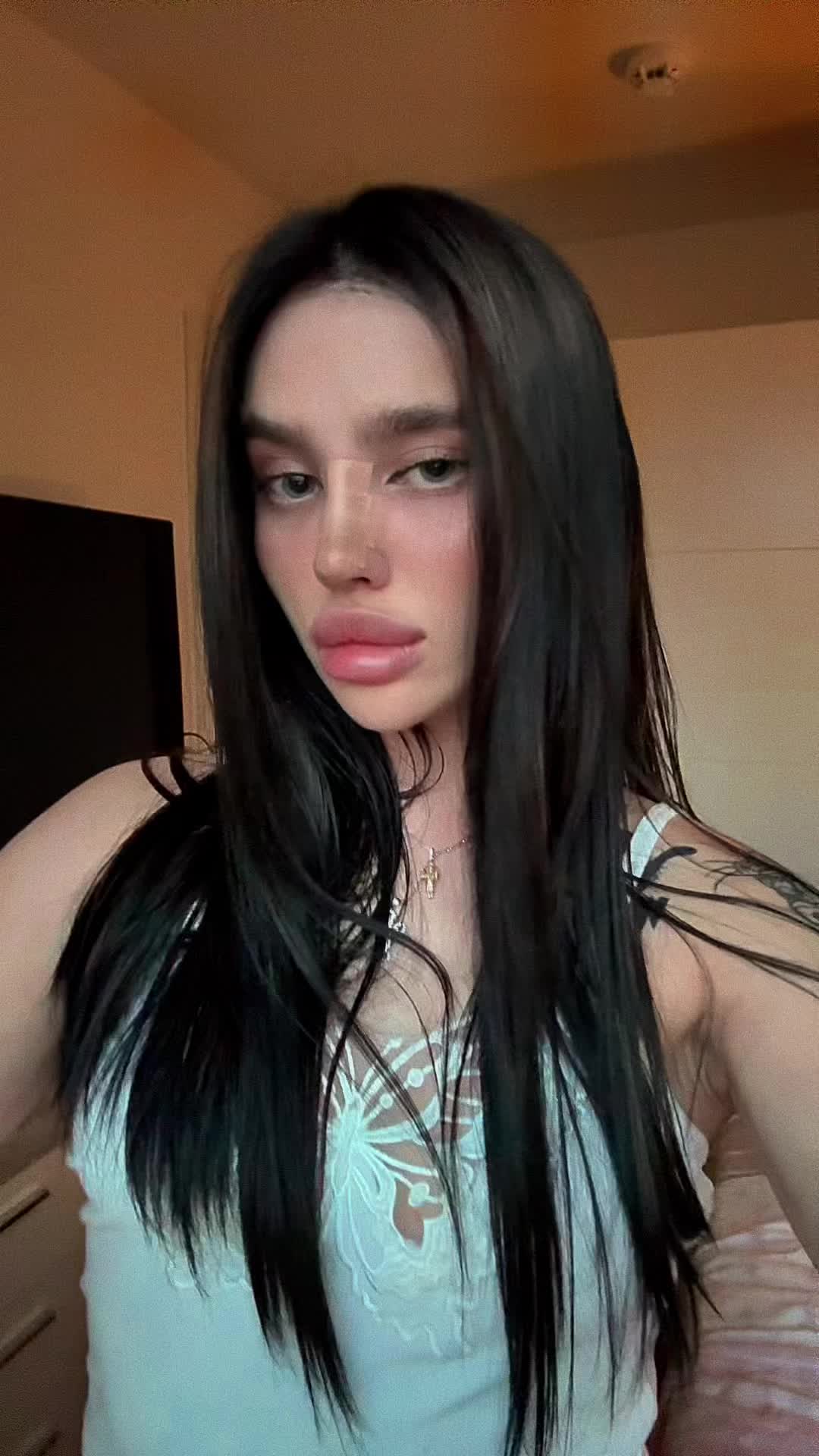@тгк: Лана дома