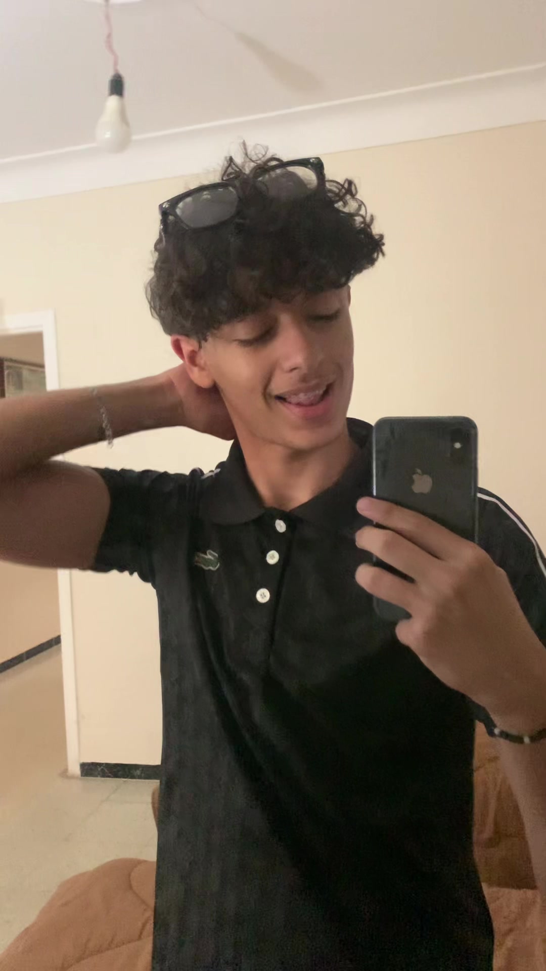 @🤠