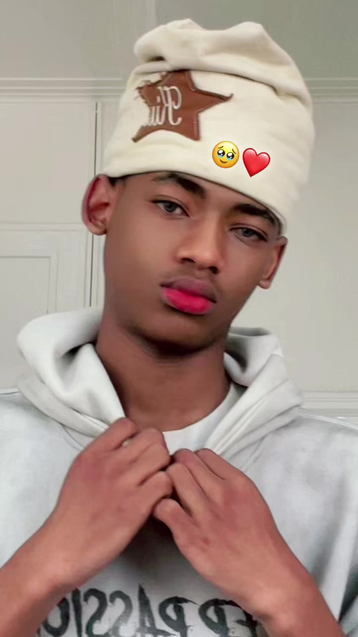@Mbuso_Mbotho🐬