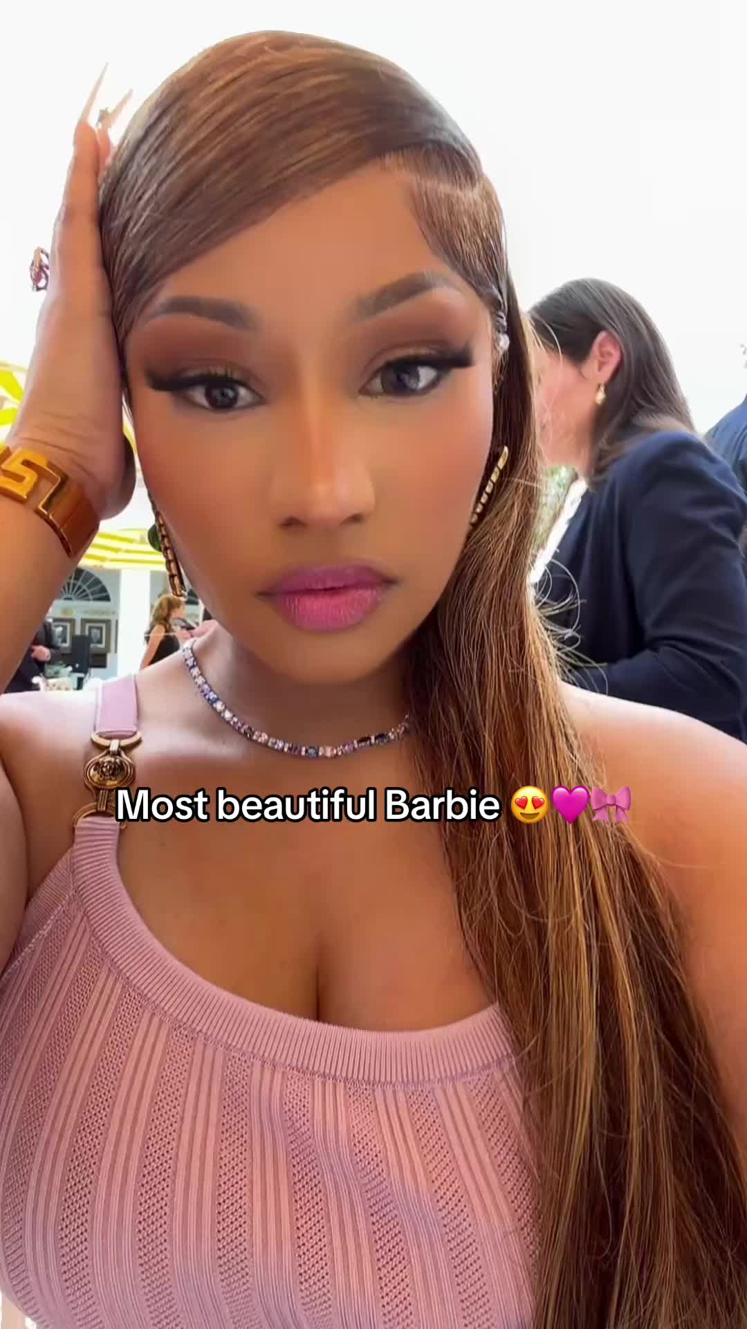 @BARBZ FENDI