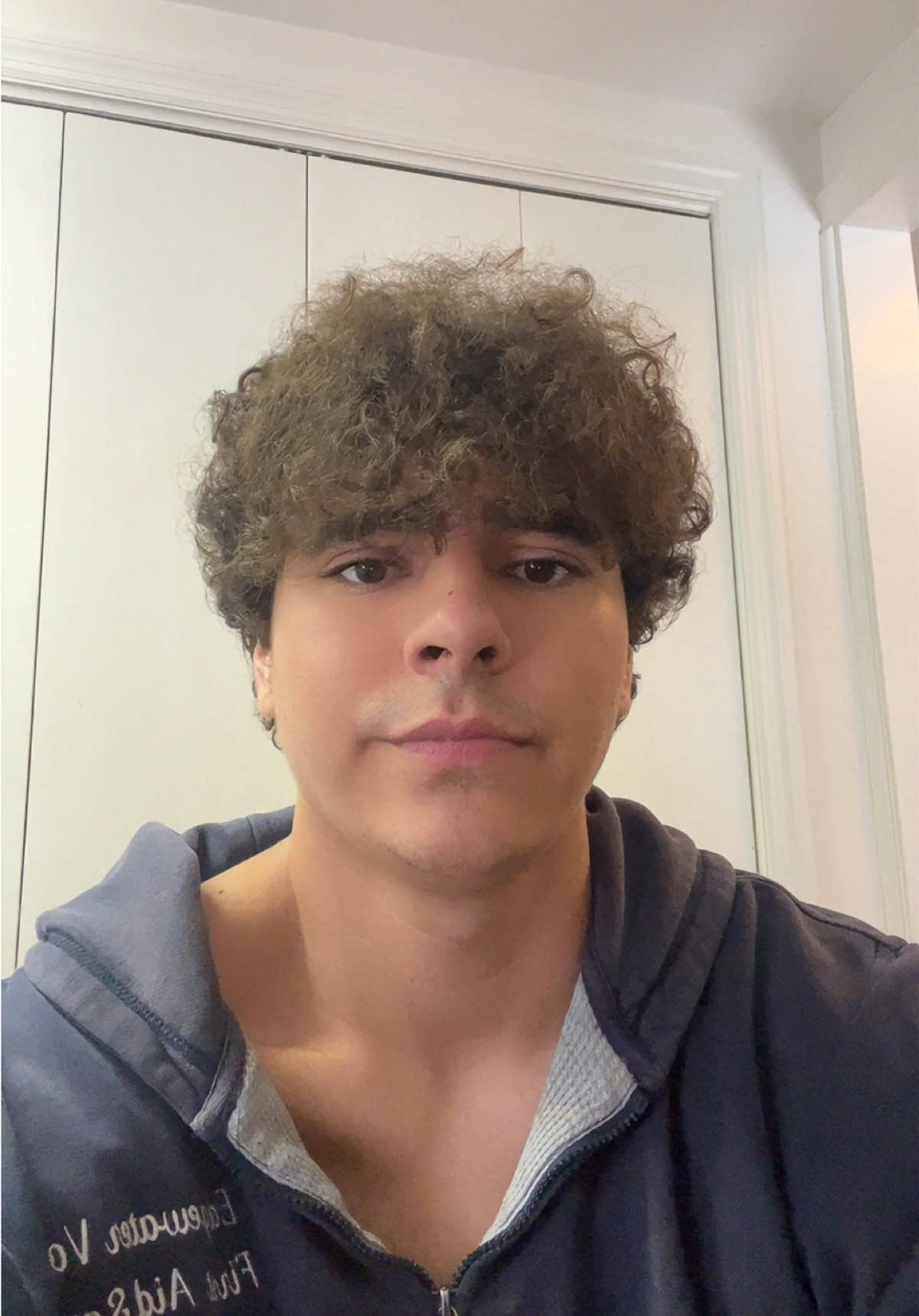 @André