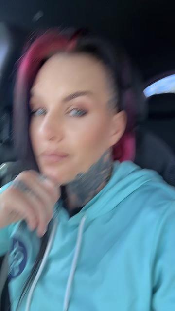 @Cait