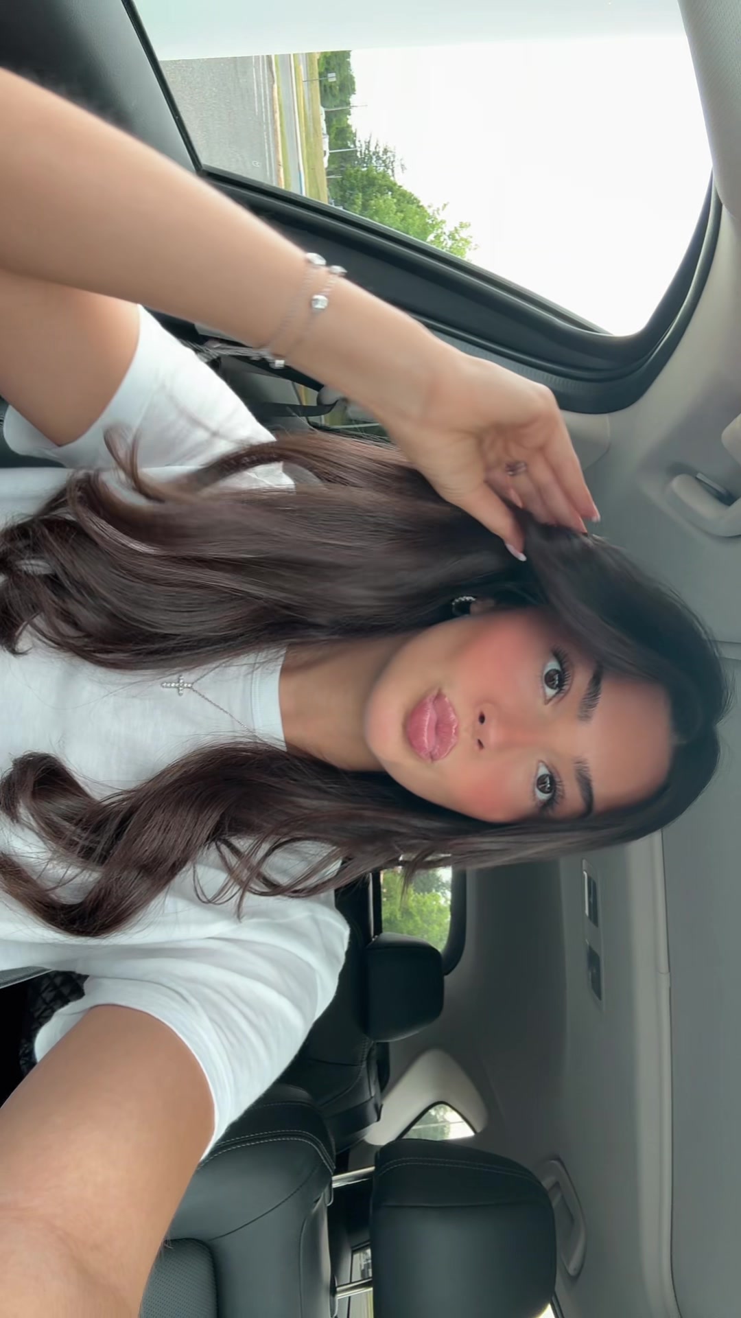 @notjules.t_