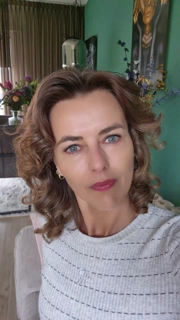 @Theresia 76 🇳🇱 050