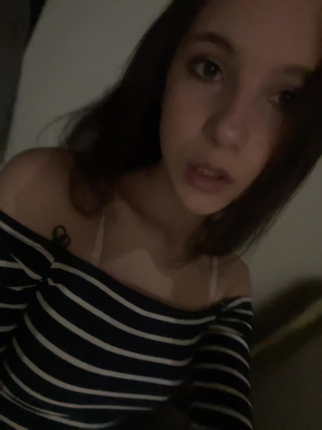 @лола