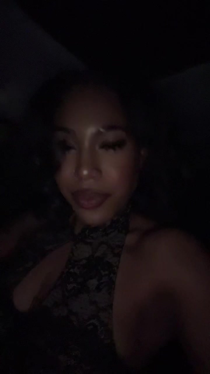 @Ariiii