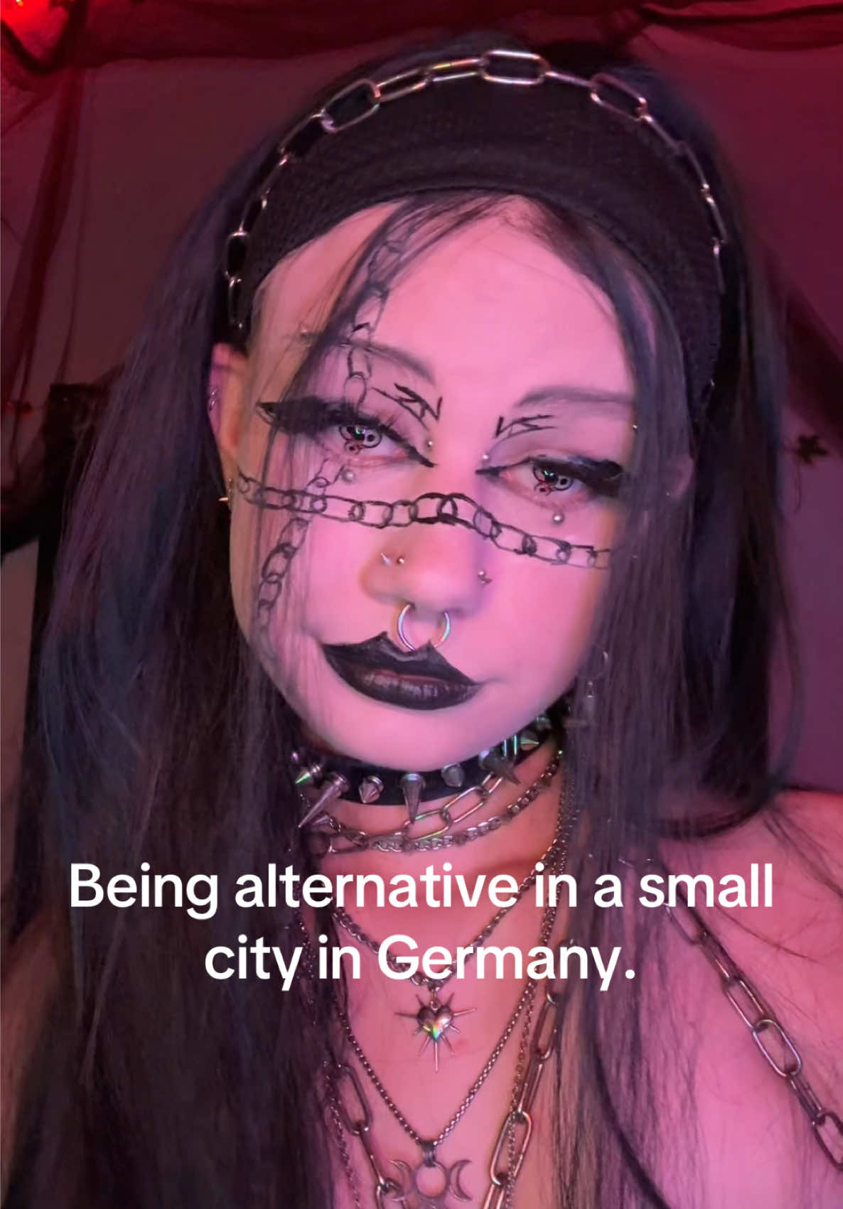 @Elina
