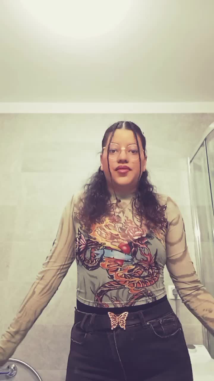 @...
