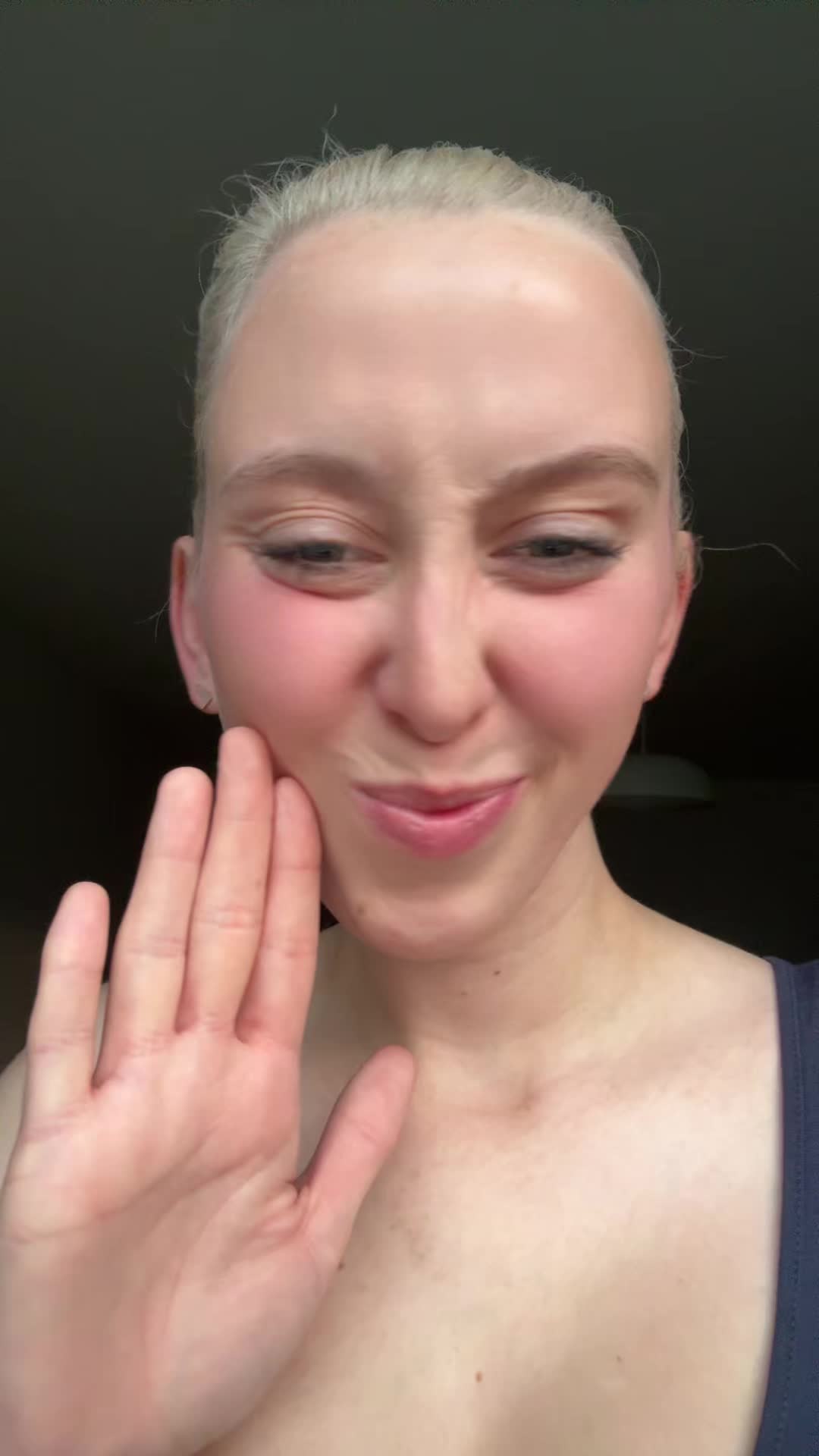 @Lenaxagm