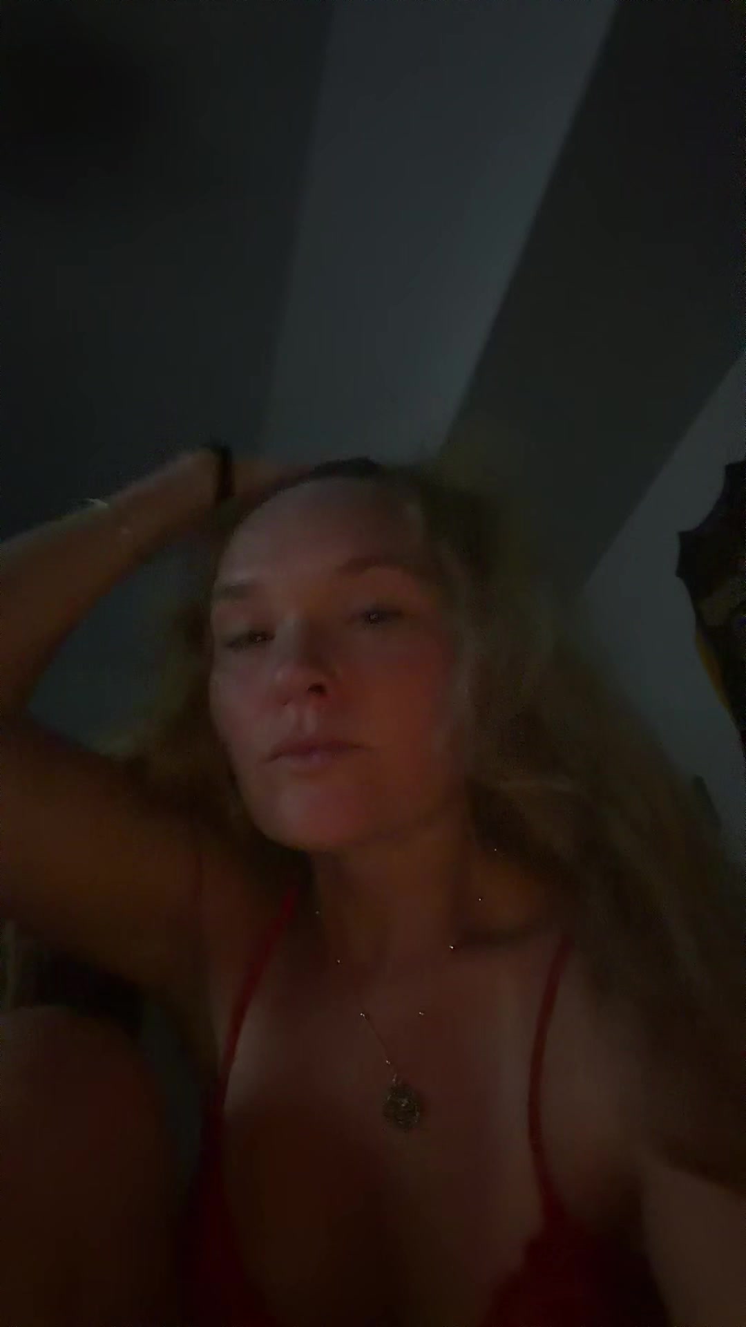 @sorrywhaaa?