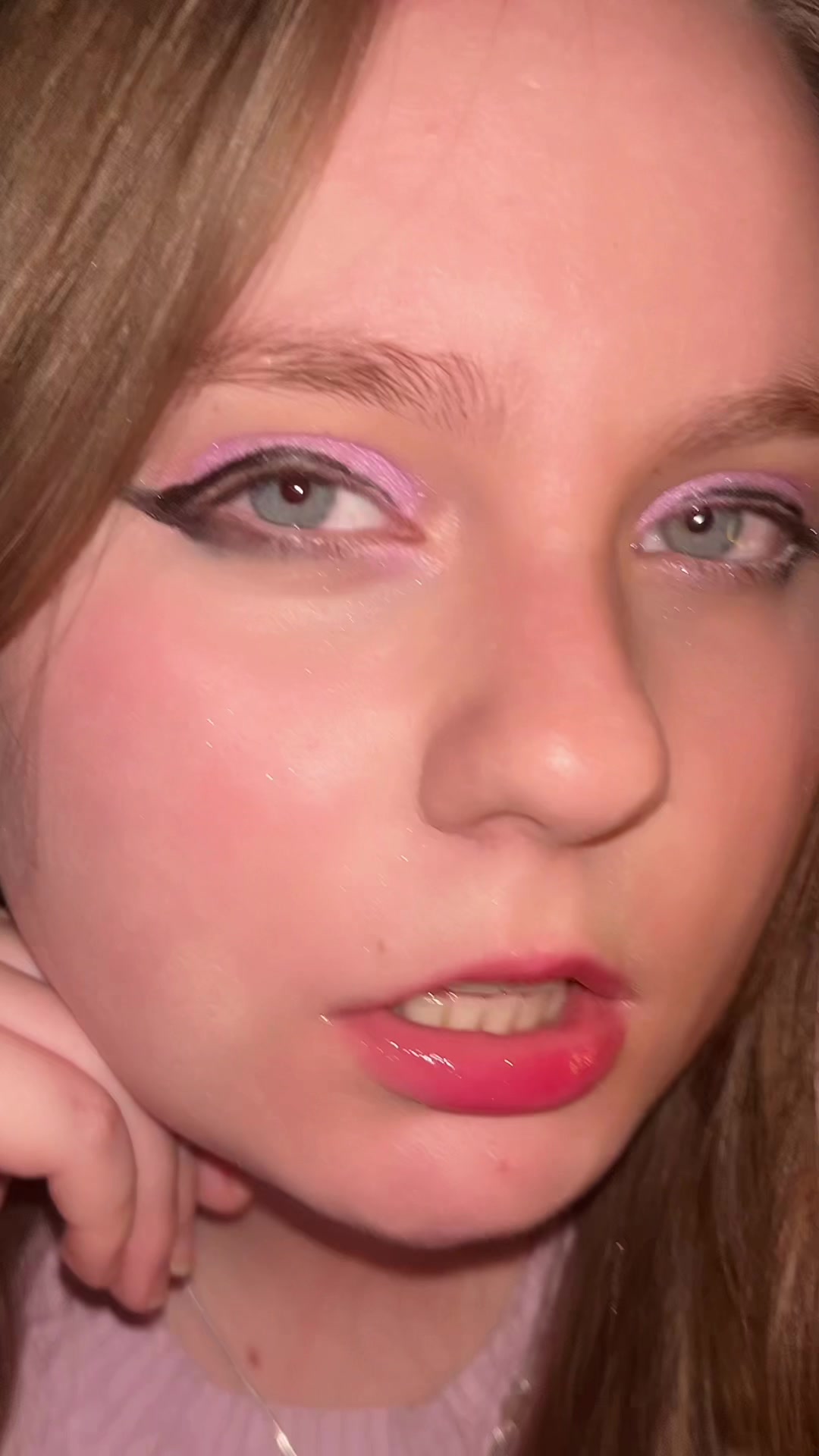 @𝕩𝕤𝕠𝕡𝕙𝕤