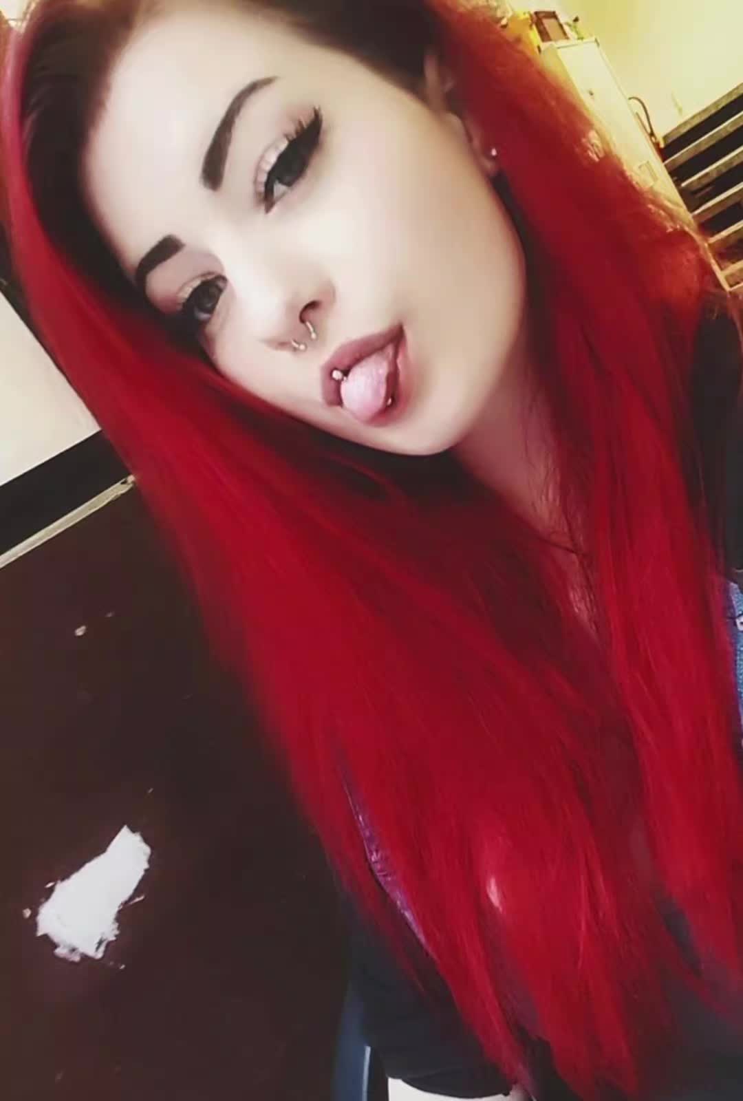 @Sarah❤️Red❤️Hair❤️22